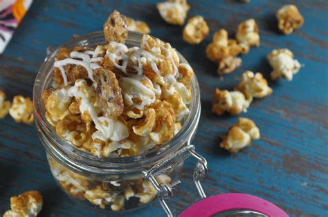 Satisfy salty cravings with planters products found in the snack aisle! Food Hussy Recipe: Praline Caramel Corn - The Food Hussy