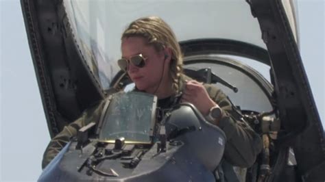 4k F 16 Viper Demo Team Female Pilot Captain Aimee Rebel Fiedler