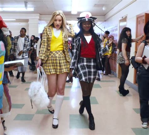 Nastya and useful videos for children. Relive The '90s With These Perfect Throwback Costumes ...