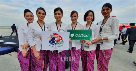 Logo tahun melawat malaysia 2020. Tun M Lancar Logo Baharu Visit Malaysia 2020, Gantikan ...