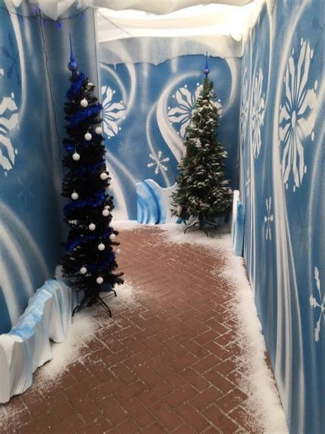 101 Outstanding Christmas Hallway Decoration For Inspiration Winter