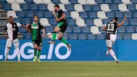 Here you can easy to compare statistics for both teams. Juventus vs Sassuolo Preview, Tips and Odds - Sportingpedia - Latest Sports News From All Over ...