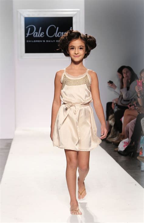 Elfie Dress Pale Cloud Ss13 Boy Fashion Fashion Show Young Fashion