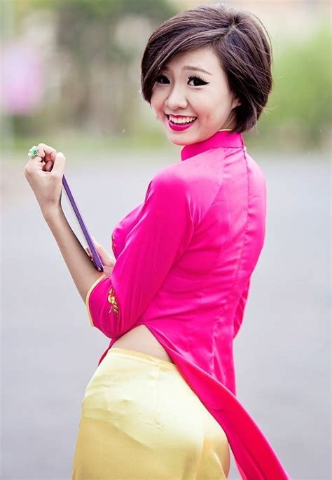 beautiful asian women gorgeous vietnamese clothing vietnamese traditional dress vietnam girl