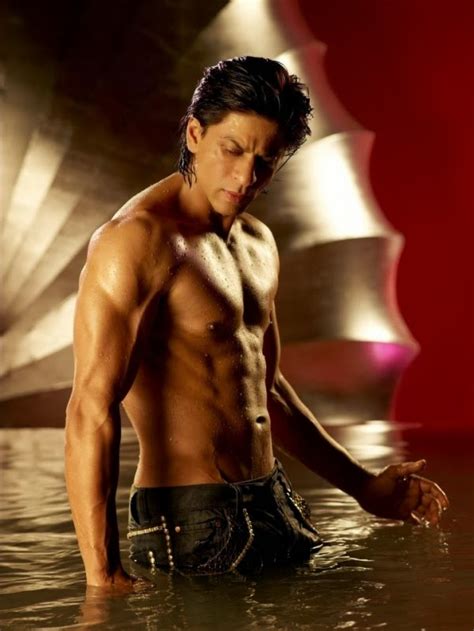 Shahrukh khan was born on 2 november 1965 in new delhi, india. Watch out for Shah Rukh Khan's sexy eight pack abs in ...