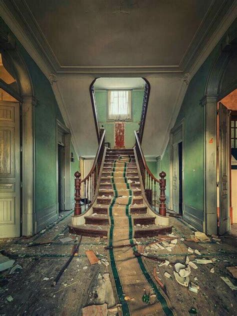 21 Forgotten Abandoned Staircase Left Alone To Die Our World Stuff