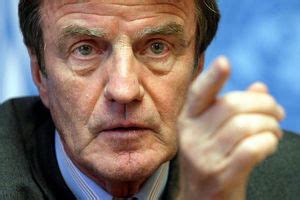 Bernard Kouchner Wikispooks