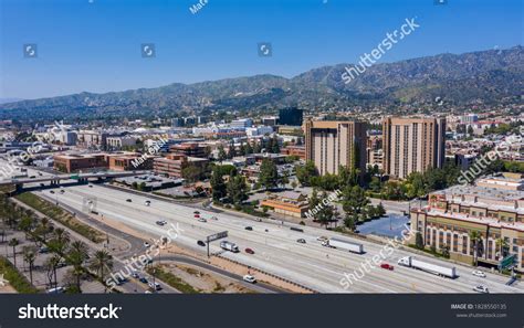 Skyline Aerial View Downtown Burbank CaliforniaẢnh Có Sẵn1828550135