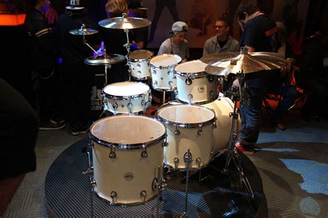 Dw Design Review An Affordable Kit With Drum Workshop Quality
