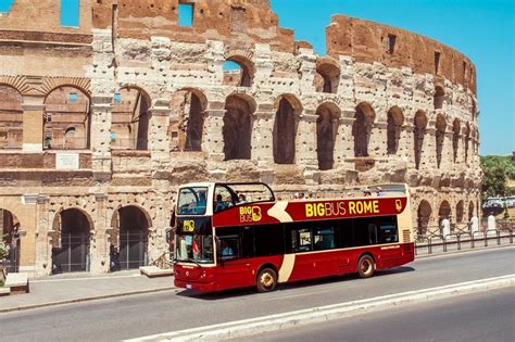Tour En Bus Panoramique à Arrêts Multiples Rome Ceetiz