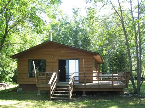 Find spaces that suit your style. Cottage / Cabin for Rent, Manitoba: Victoria Beach ...