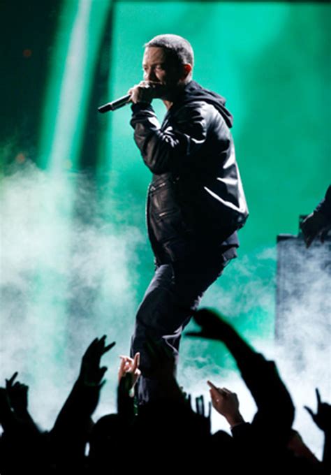 Eminem Photo 7 Cbs News