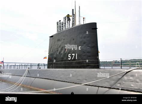 uss nautilus le 1er sous marin nucléaire américain au musée de la force sous marine groton
