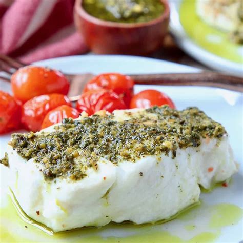 Easy Baked Chilean Sea Bass With Pesto In 2021 Chilean Sea Bass Easy