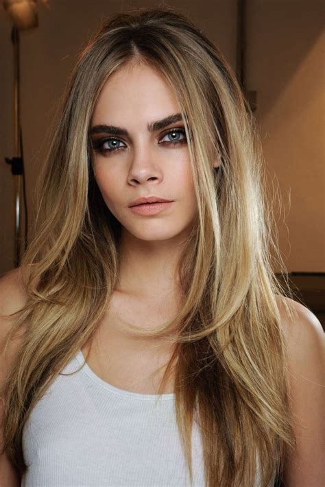 Cara Delevingne Hair Color Hair Colar And Cut Style