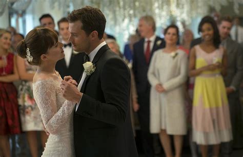 This Is Who Designed Anastasias Wedding Dress For The New Fifty Shades Freed Movie Vogue