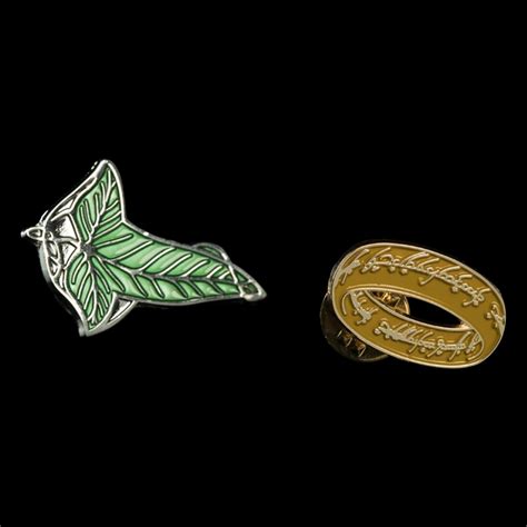 Lord Of The Rings Lapel Pin Frodo And Samwise Shire Hobbit Hole