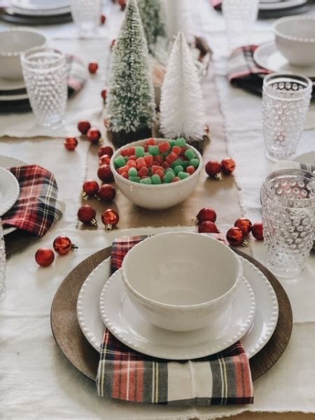 Why Decorating A Kids Christmas Table Shouldn't Be Complicated | She