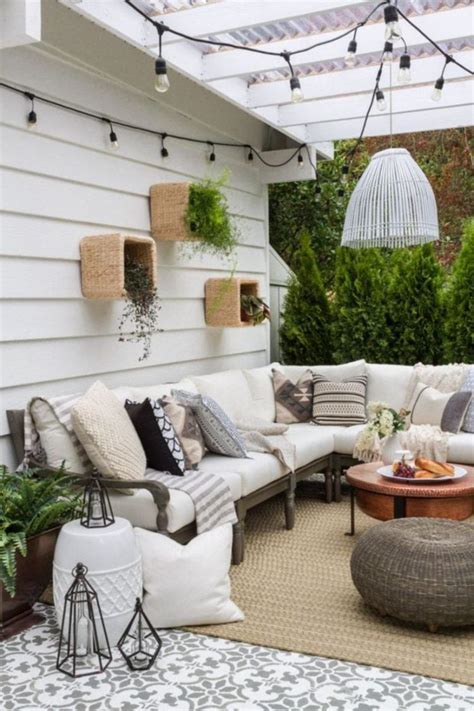 ide cantik desain ruang tamu outdoor minimalis  terkenal