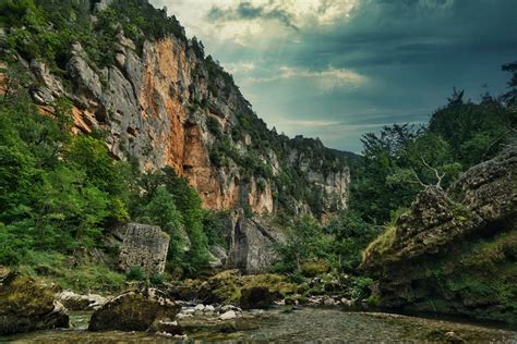 Gorges Du Tarn Travel In Pink