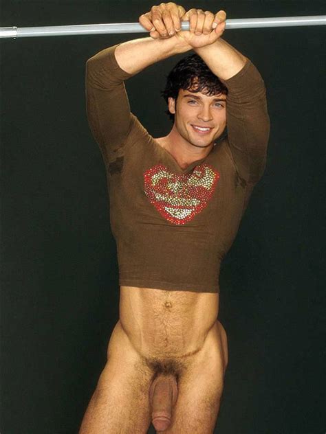 Tom Welling UNCUT COCK PIC EXPOSED TO PUBLIC Naked Male Celebrities
