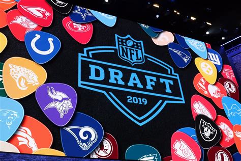 Nfl Draft 2021 Odds Prop Betting Picks And Predictions For First Round
