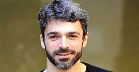 Là dove c'era l'erba ora c'è… Ricordate Luca Argentero al Grande Fratello 3? Oggi è un ...