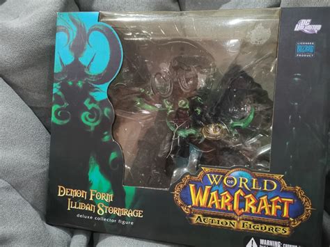 world of warcraft demon form illidan stormrage deluxe collector figure hobbies and toys toys