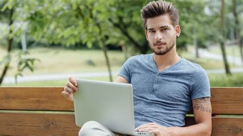 Best free online dating site for singles. The Dos And Don'ts Of Approaching A Gay Person On A Dating ...
