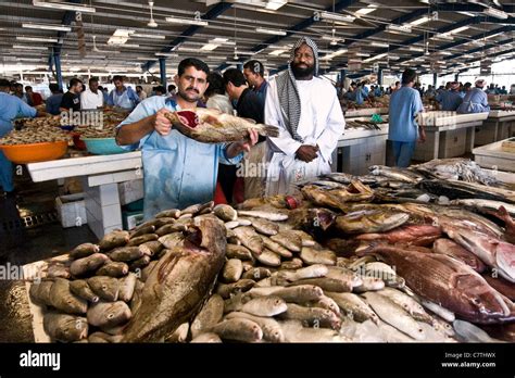 United Arab Emirates Dubai Deira The Fish Market Stock Photo Alamy