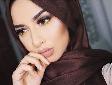 Likes Comments Hijab Photoshoot Hijabphotoshoot On