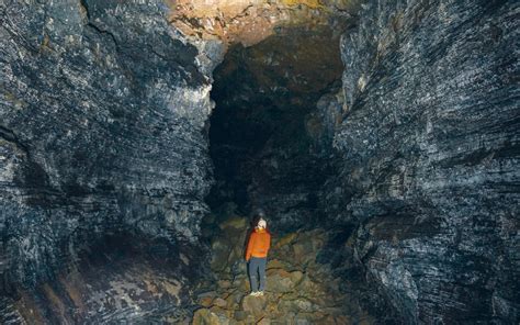 Wander Through Icelands Lava Tunnels Evaneos