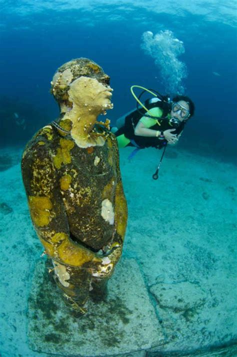 Editor S Blog Diving Cancun S Underwater Museum