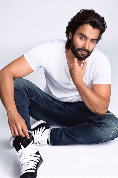 The picture has gone viral on social media. Bollywood Star Jackky Bhagnani Takes Up The Cudgels For ...