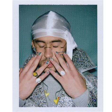 Hope you guys enjoy them! Pin by ネズミたち on stan bad bunny in 2020 (With images ...