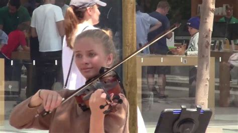 Beautiful Young Violinists Playing On The Street Youtube