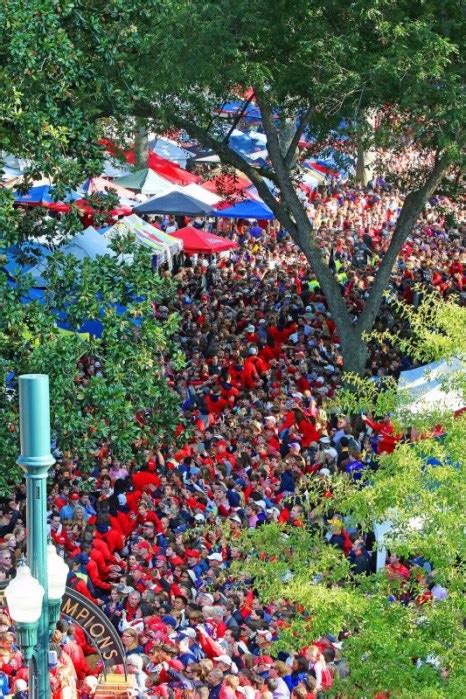 20 Reasons Why Ole Miss Is The Absolute Best Society19