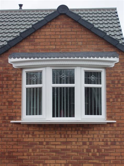 See how much adding new glass or vinyl bay window costs. Bow & Bay - Everglade Online