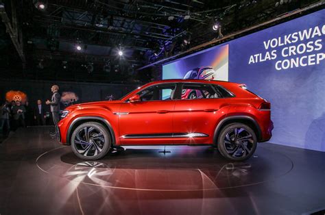 Volkswagen Atlas Cross Sport Concept Previews Two Row Midsizer