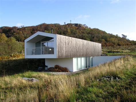 Holiday cottages in the west coast of scotland. Faire Chaolais Morar west coast luxury house scotland with ...