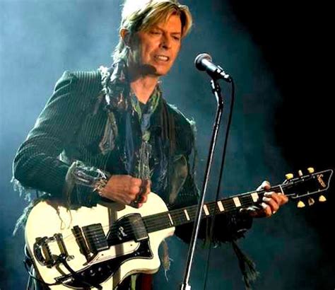 David Bowie Height Weight Body Measurements Celebrity Stats