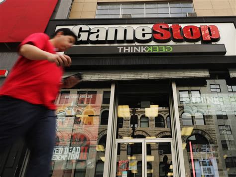 The Gamestop Saga Explained How Reddit Investors Tripped Up Wall Street Kqed