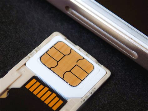 How to fix no sim card error on android. How to Fix Invalid SIM Card or No SIM Error on Android and iOS