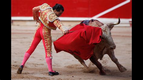 Spanish Matador Dies After Being Gored In Bullfight