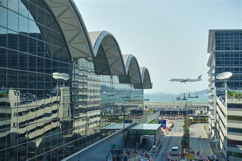 Hong Kong Airport Guide On Restaurants Transport And More