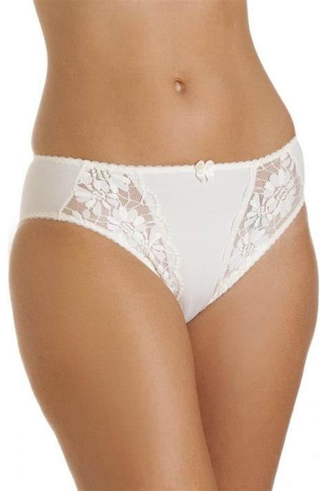 Womens Three Pack Classic Style Ivory Lace Briefs