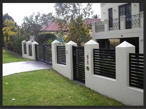 Some architects love to use main entrance door as a statement, giving a hint. modern house gates and fences designs - Google Search ...