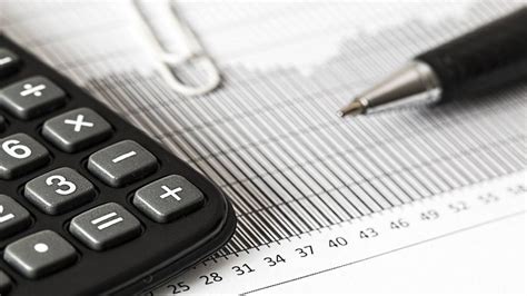 Gst berkuatkuasa mulai 1 april 2015 melibatkan pembekalan berkadar standard sebanyak 6%, pembekalan berkadar sifar, pembekalan dikecualikan penguatkuasaan cukai gst bertujuan untuk mentransformasikan sistem percukaian negara dan merangsang ekonomi negara yang semakin. Tujuan Kebijakan Moneter Serta Pengaruhnya Terhadap ...