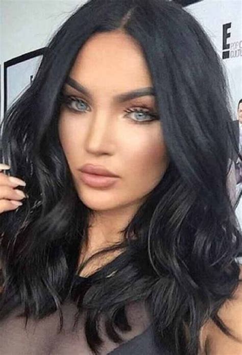 25 Amazing Black Hair Color Ideas Only For You Have A Look Medium Hair Styles Hair Lengths