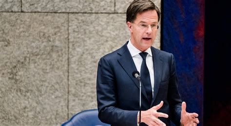 Later is de omschrijving van de foto. Moeder van minister-president Mark Rutte overleden